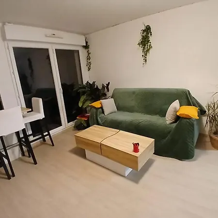Apartment Cosy A Avec Terrasse Et Jardin
