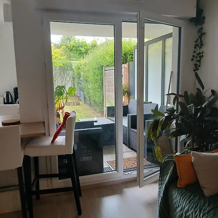 Apartment Cosy A Avec Terrasse Et Jardin