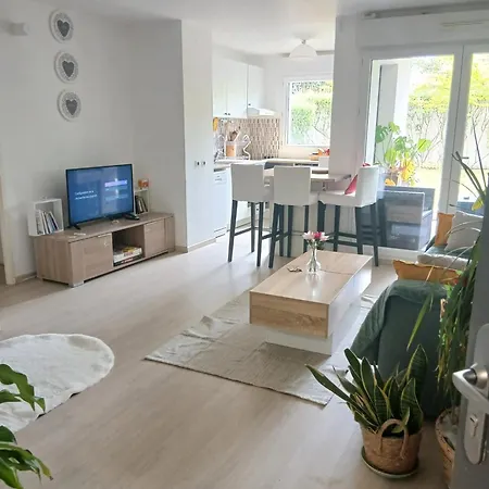 Cosy A Avec Terrasse Et Jardin Apartment *