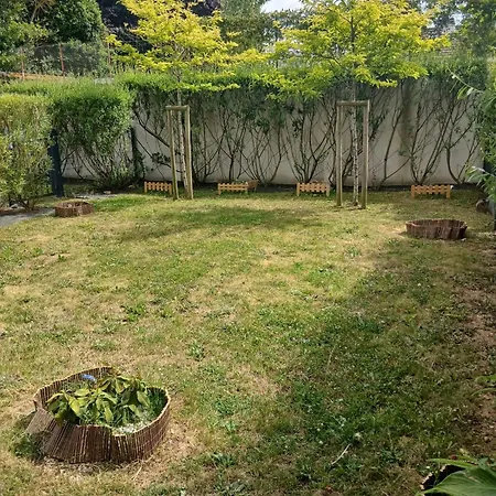 Cosy A Avec Terrasse Et Jardin Апартаменты